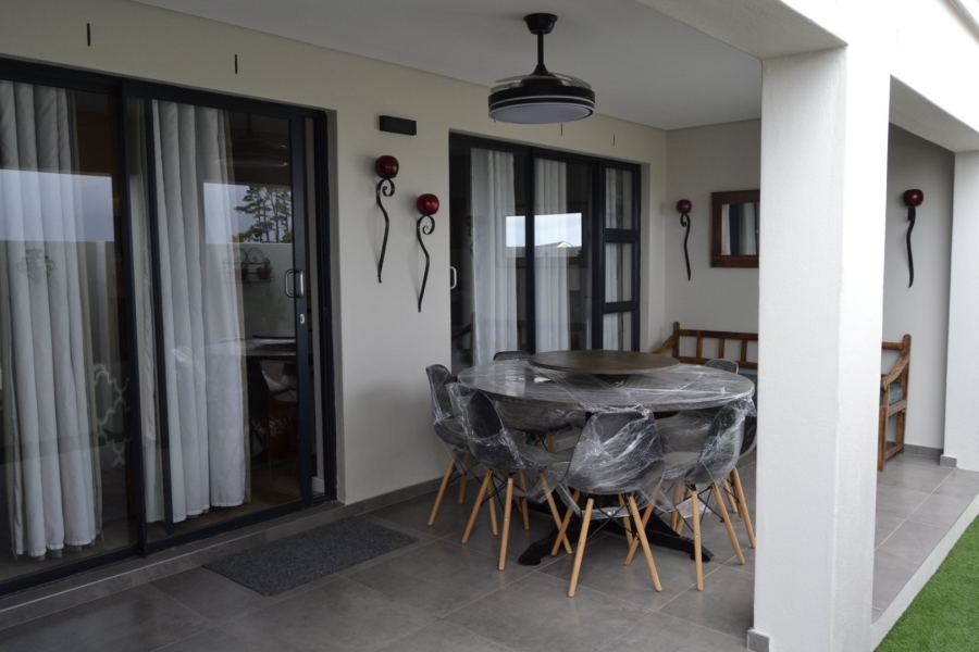 3 Bedroom Property for Sale in Somerset Lakes Western Cape